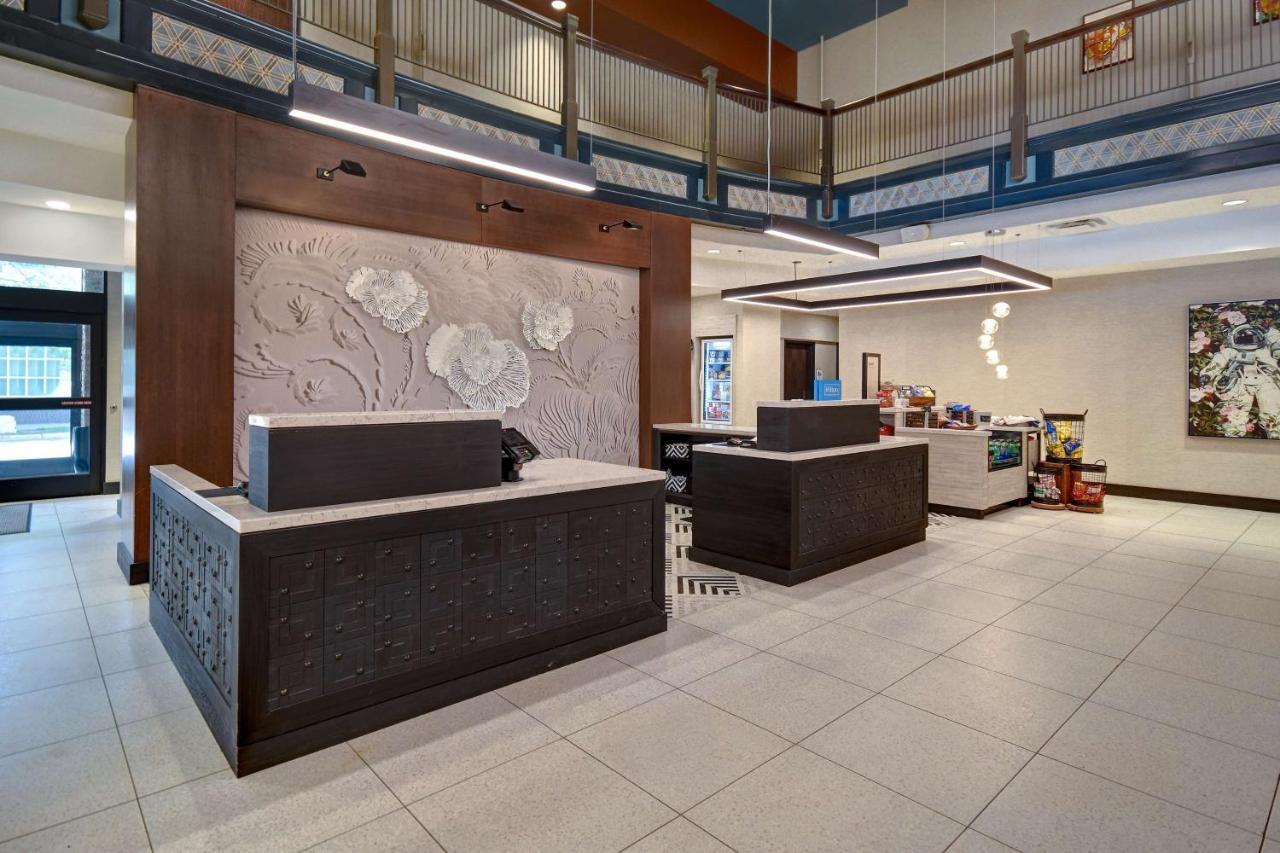 Hilton Garden Inn Kalamazoo Downtown מראה חיצוני תמונה